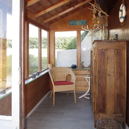 Le Voilier - Ker230 By Interhome Kerlouan